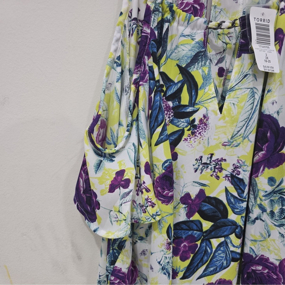 Torrid Floral Georgette Cold Shoulder Chain Strap Blouse Purple White Size 2 2X - Picture 3 of 7